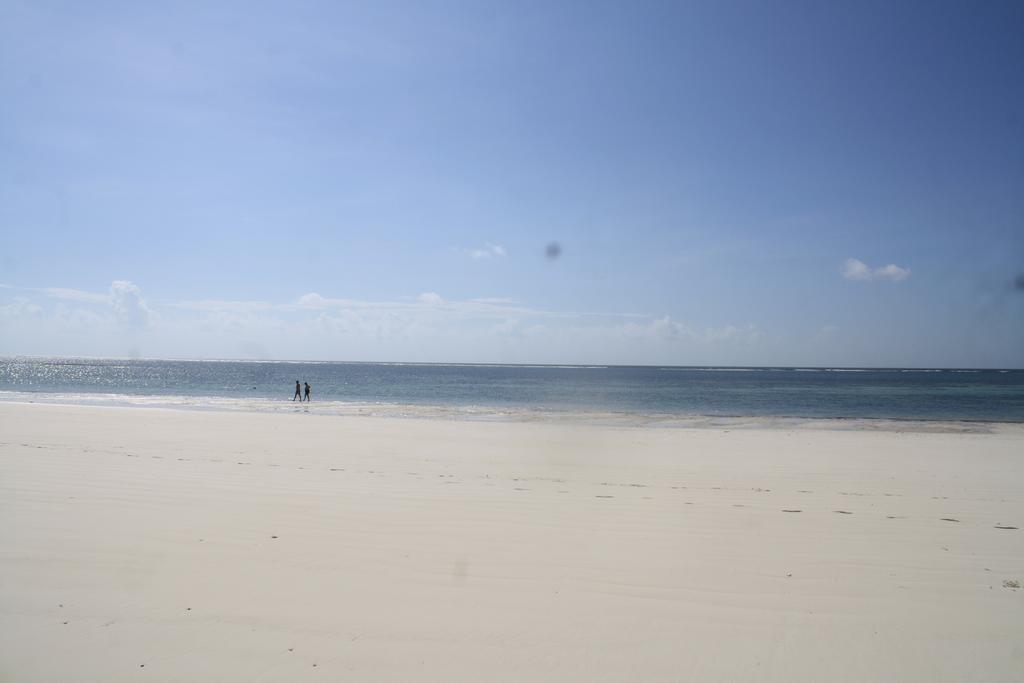 Diani Marine Divers Village 디아니 해변 외부 사진
